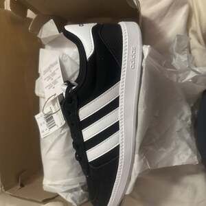 adidas Women's Breaknet Sleek Sneaker Core Black/Cloud White